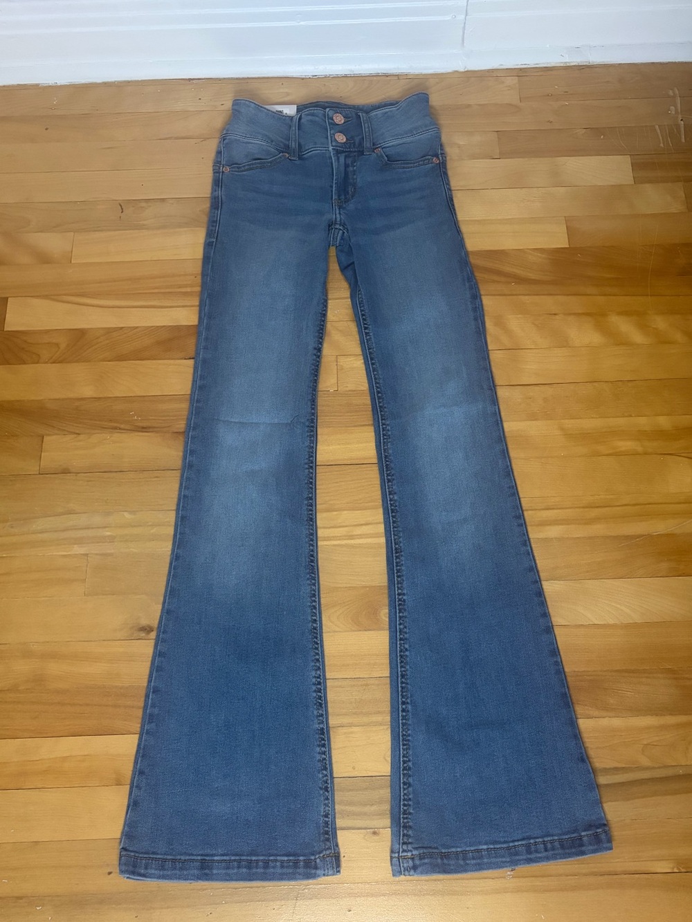 Garage low-rise Blue Flared Jeans - Mid Wash